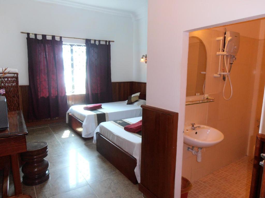 Firefly Guesthouse - The Berlin Angkor Сиемрип Номер фото