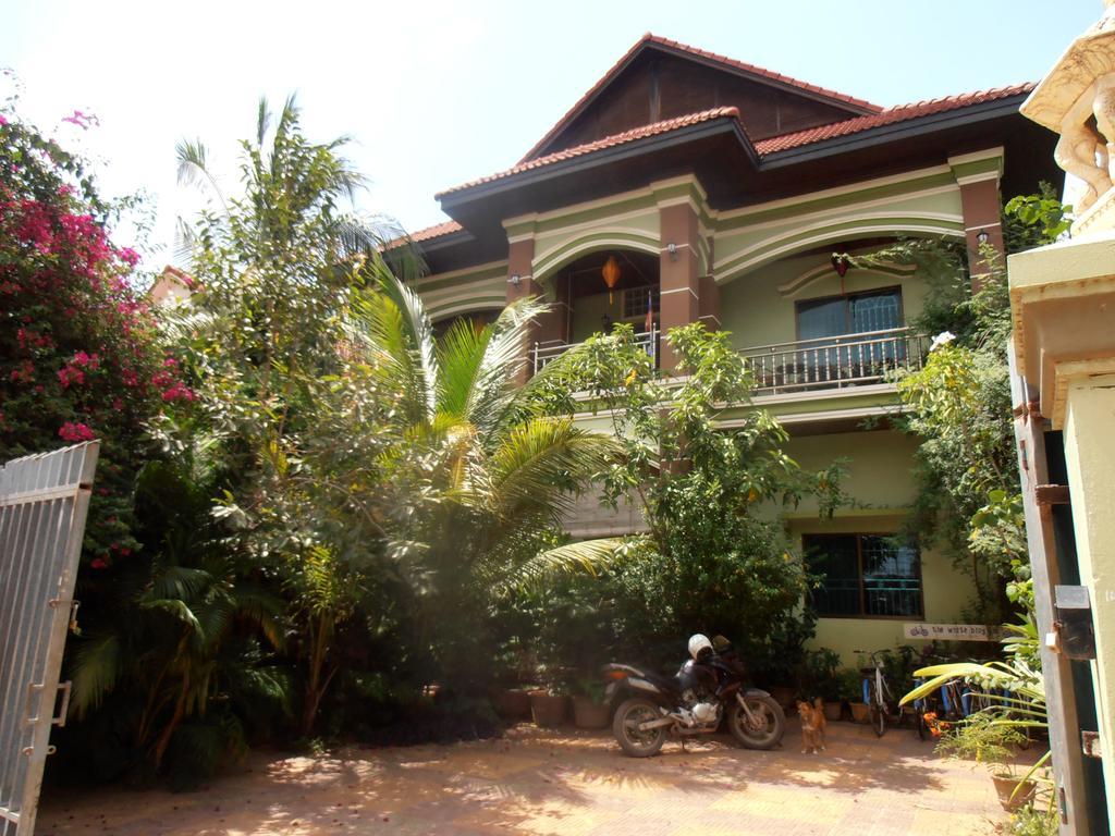 Firefly Guesthouse - The Berlin Angkor Сиемрип Экстерьер фото